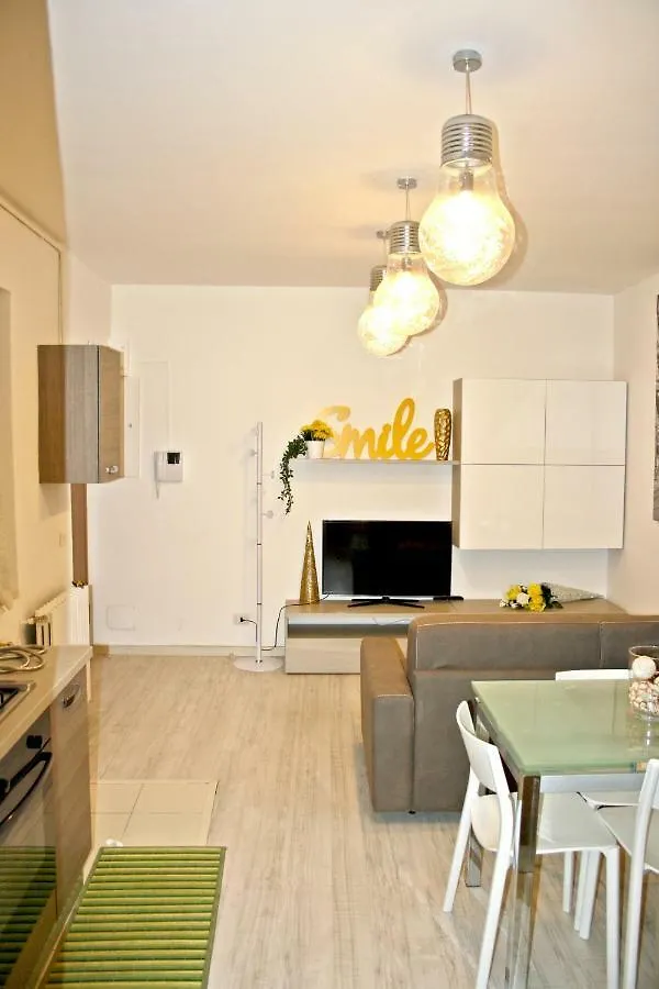 The Pearl - Top Of The Spots In Mediolan Apartament
